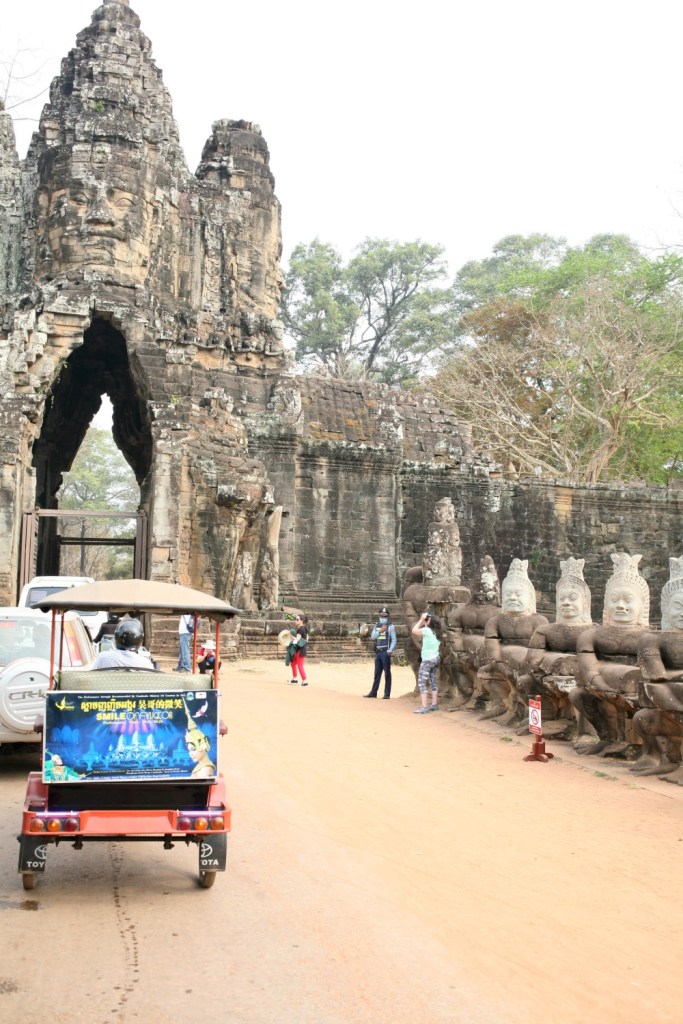 The road to Angkor Thom